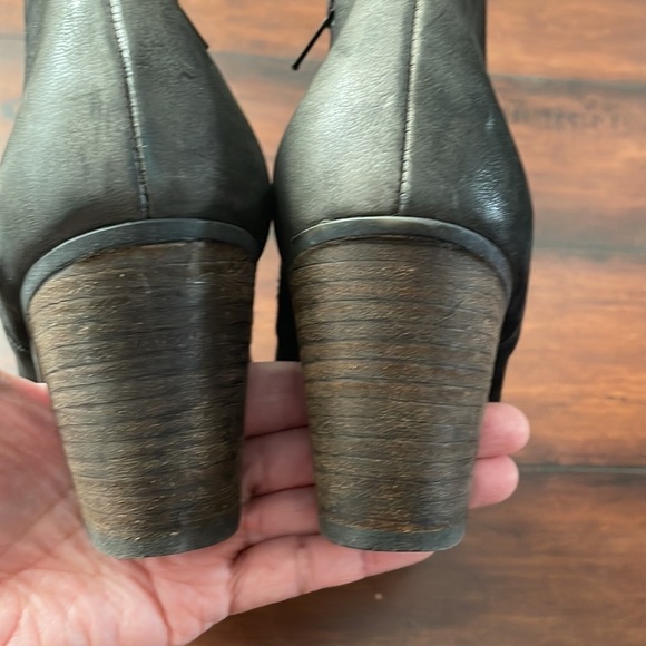 Paul Green Black Leather Ankle Boots Side Zipped Block Heels size 9 US,… - Picture 9 of 13